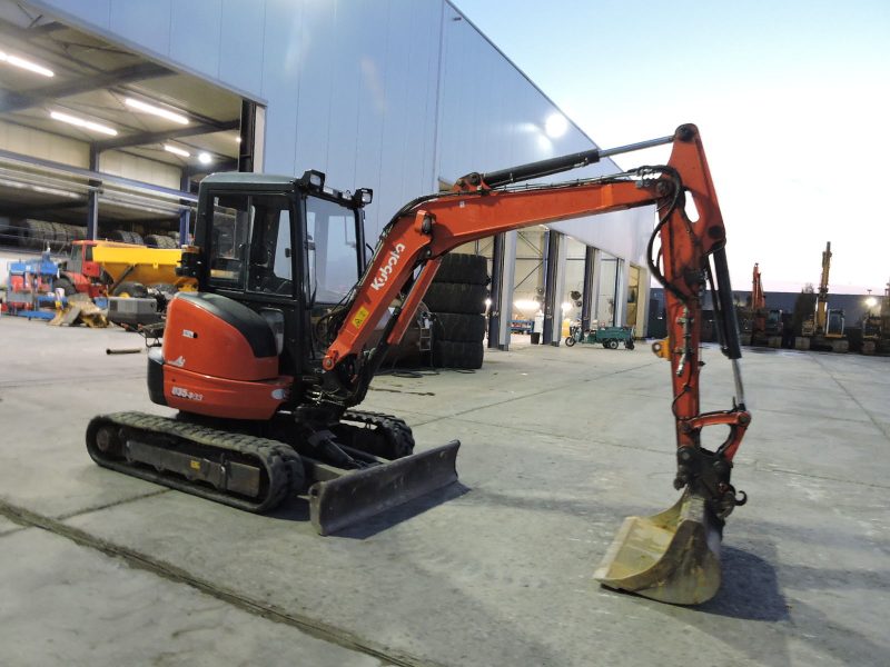 KUBOTA U35 - Image 9