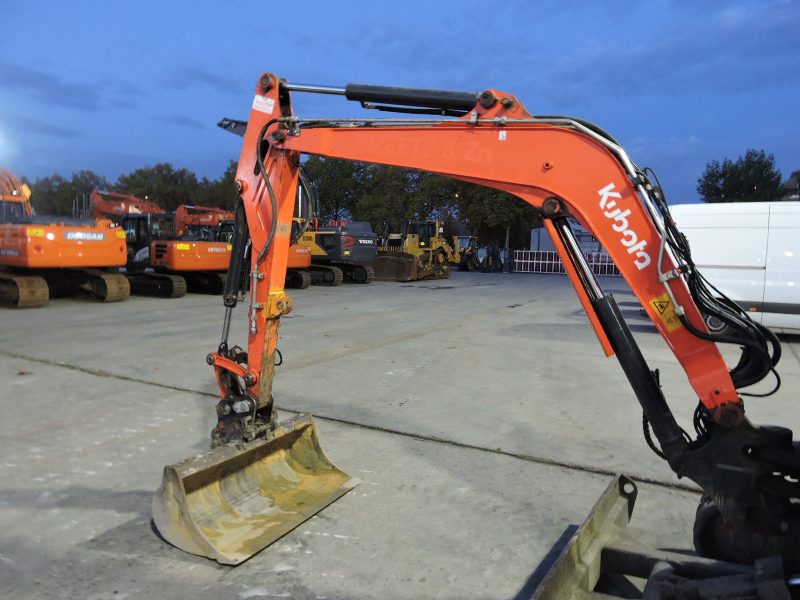 KUBOTA U35 - Image 5