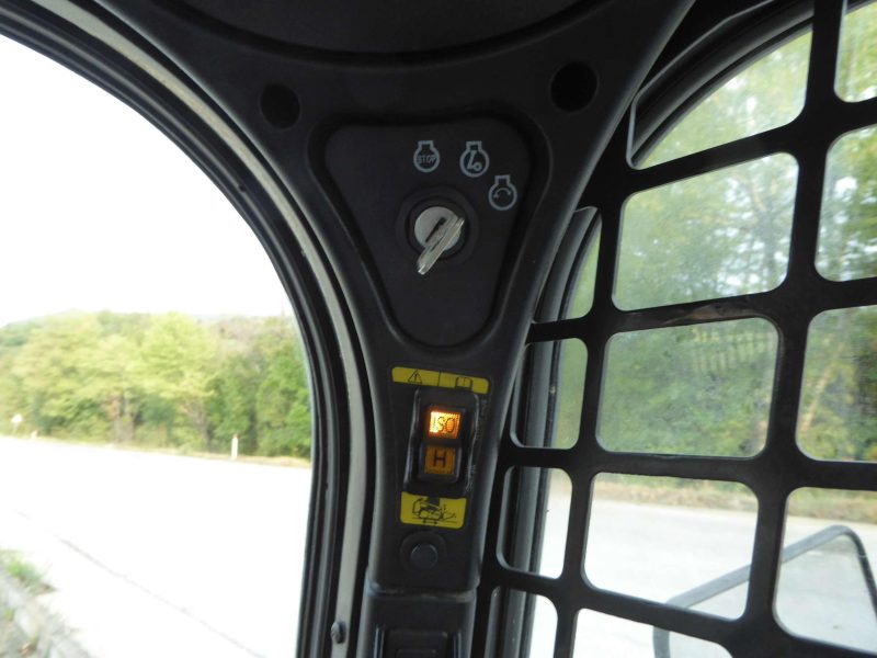 BOBCAT T590 HF - Image 5