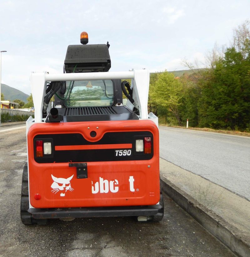 BOBCAT T590 HF - Image 18