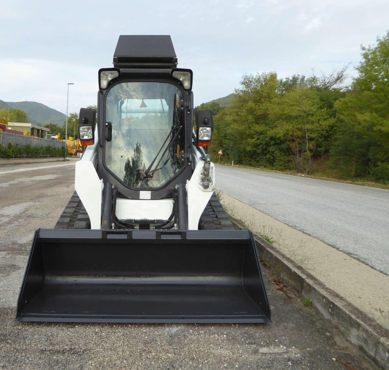 BOBCAT T590 HF - Image 14