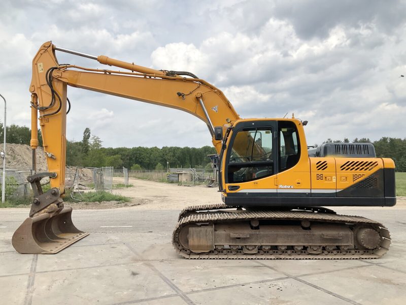 Hyundai R220LC-9A