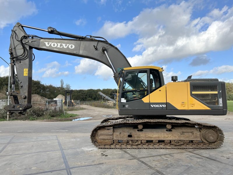 Volvo EC300EL