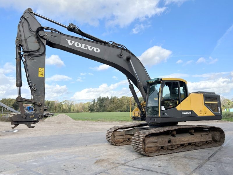 Volvo EC300EL - Image 2