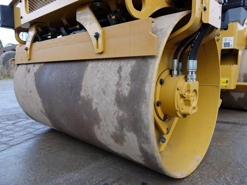 Caterpillar CB2.7 - Image 3