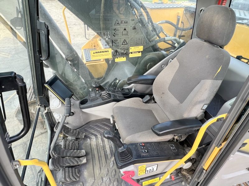 Volvo EC300EL - Image 5
