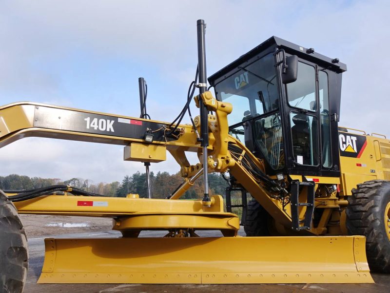 Caterpillar 140K - Image 8