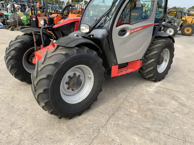 2019 Manitou MLT 630-105 V Telehandler - Image 7