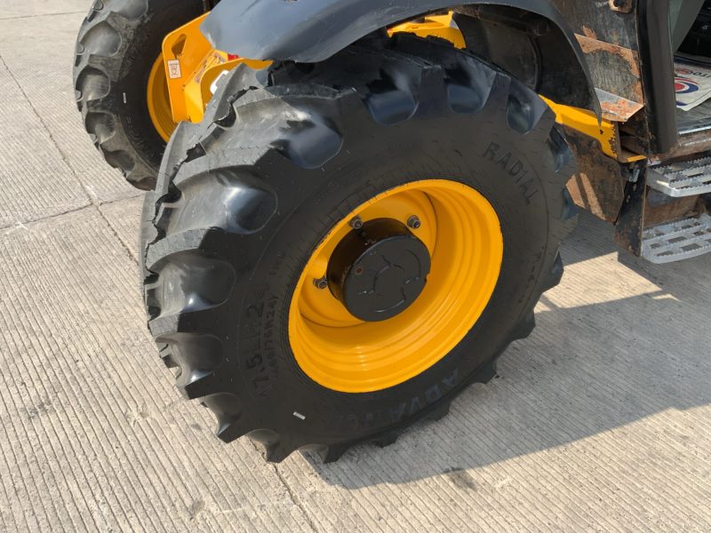 2019 JCB 526-56 Agri Plus Telehandler - Image 7