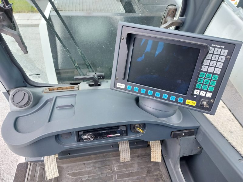 LIEBHERR 1030-2.1  35 Ton - Image 4