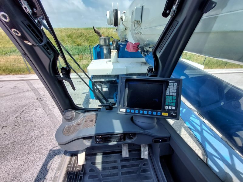 LIEBHERR LTM1055-3.2 55 Ton - Image 6
