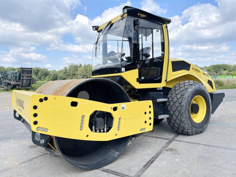 Bomag BW213D-5 - Image 5