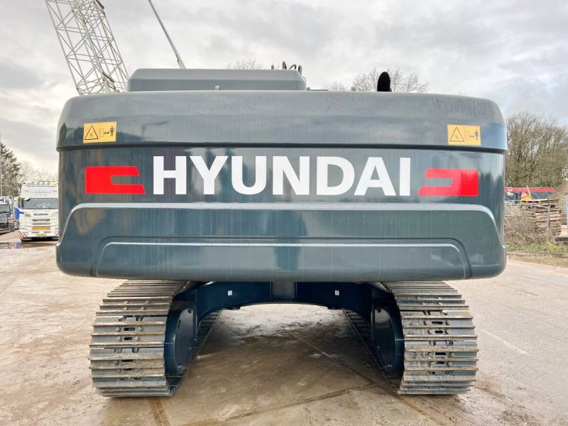 Hyundai HX360L - Image 13