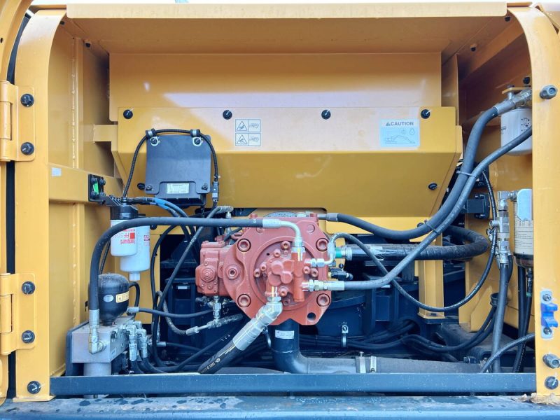 Hyundai HX360L - Image 3