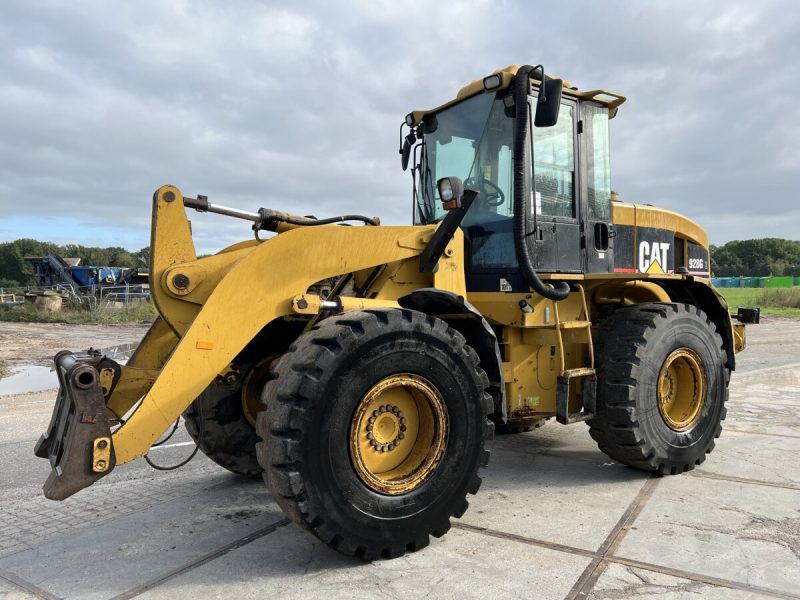 Caterpillar 928G .
