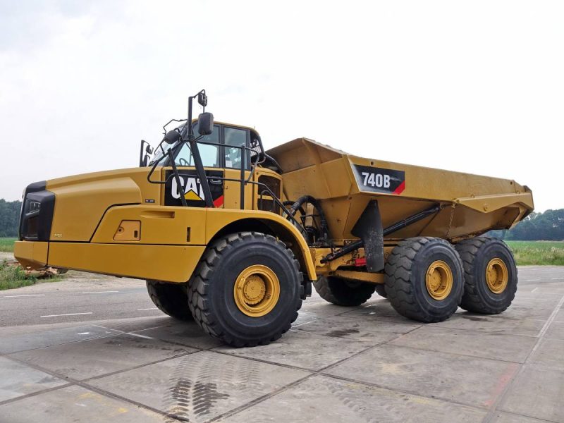 Caterpillar 740B