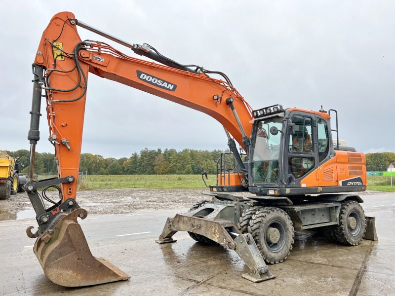 Doosan DX170W-5 - Image 13