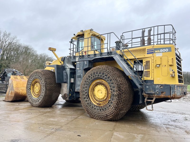 Komatsu WA800-3E0 - Image 10