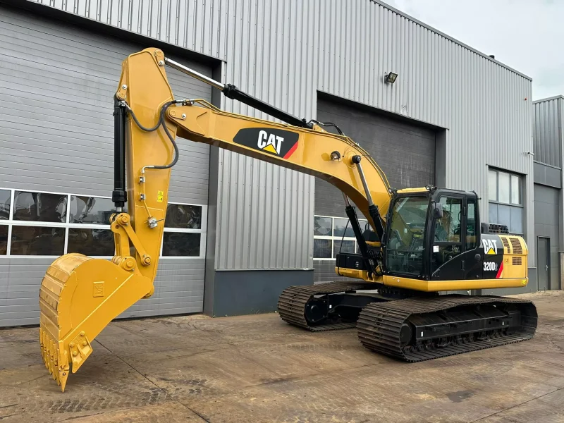 Caterpillar 320D2