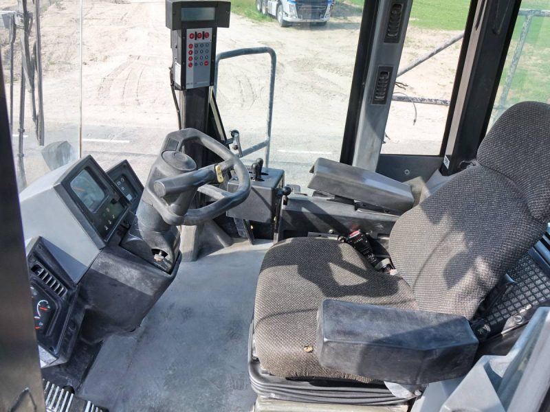 Caterpillar 980G - Image 9