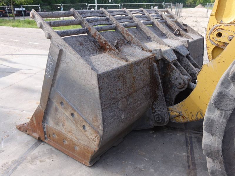 Caterpillar 980G - Image 7