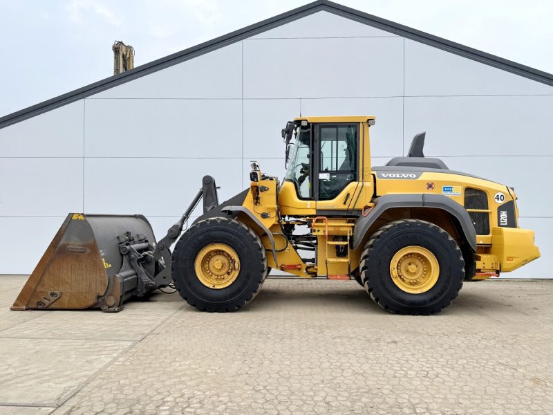 Volvo L120H 2021