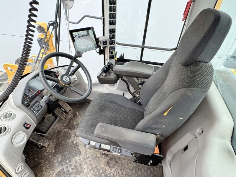 Volvo L120H 2021 - Image 8