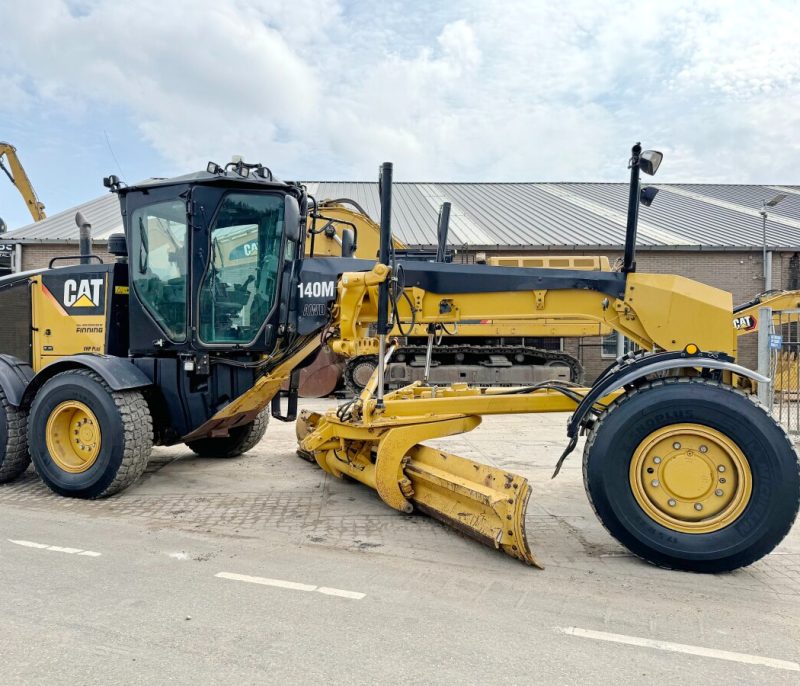 Caterpillar 140M VHP Plus AWD 6x6 - Image 5