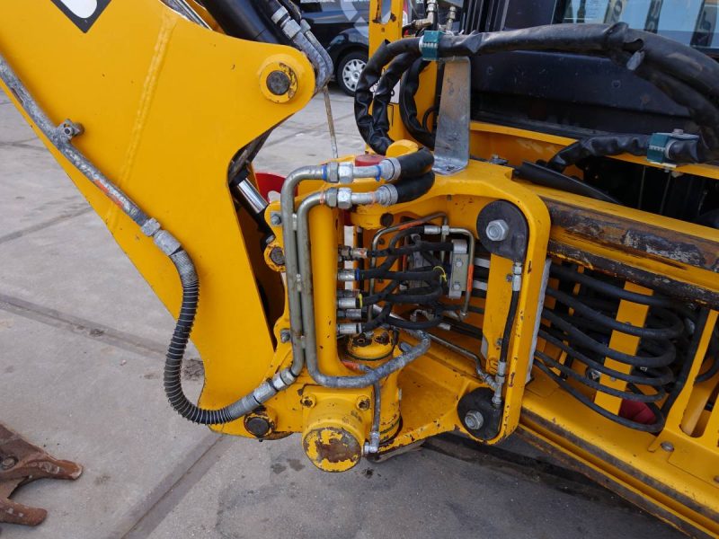 JCB 1CX (1.716 HOURS) - Image 3