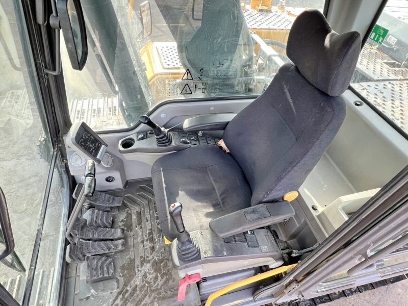 Volvo EC210D Used 2022 - Image 14