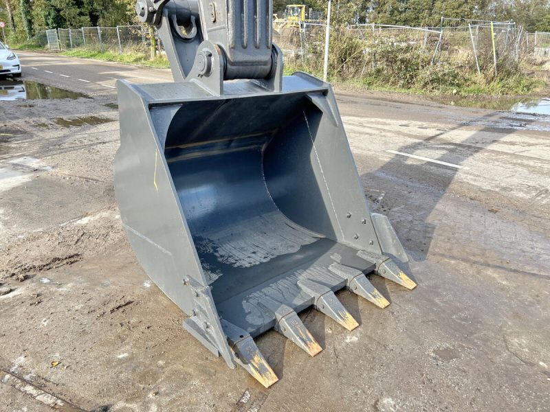 Volvo EC210D Used 2022 - Image 10