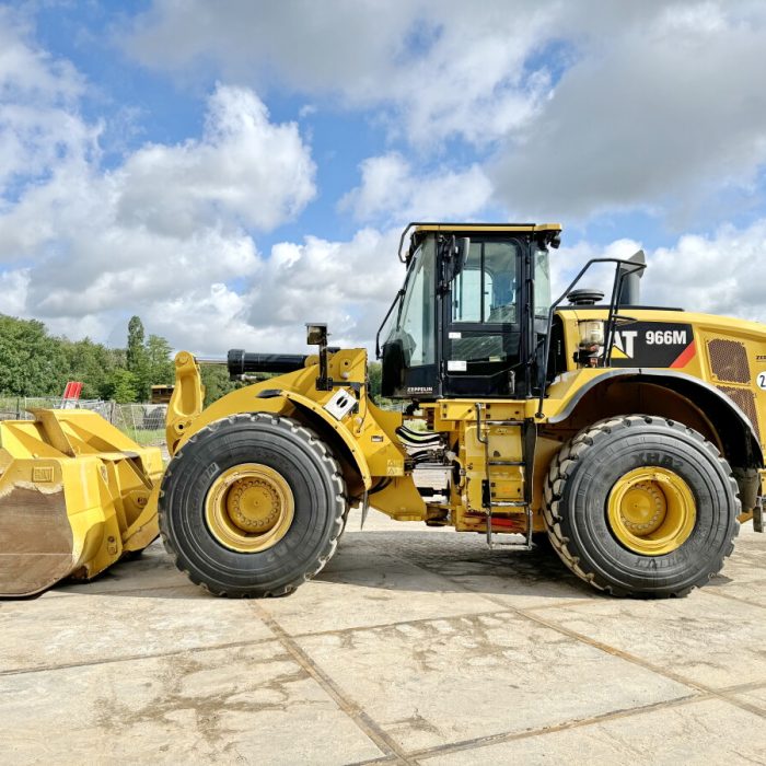 Caterpillar 966M