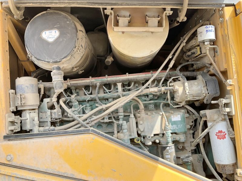 Volvo L120F Wheel Loader - Image 3