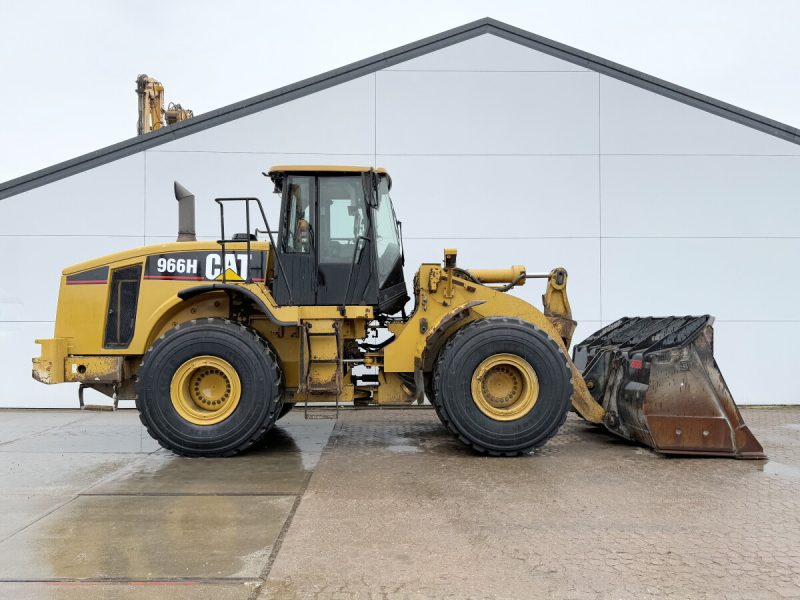 Caterpillar 966H Wheel Loader. - Image 14