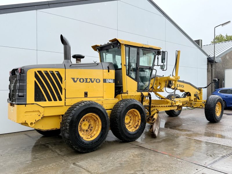 Volvo G946 AWD - Image 2